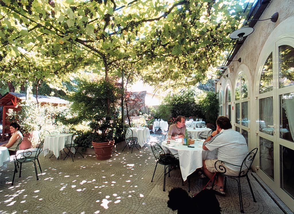 Hotel Margna Morbegno Bagian luar foto